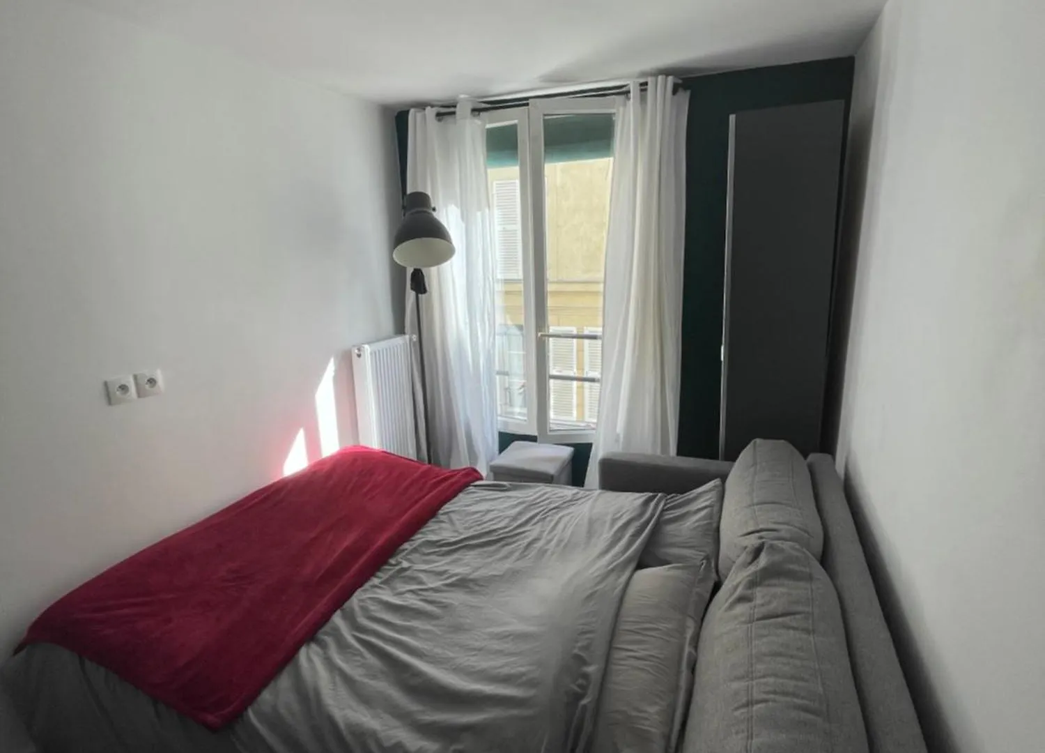 Studio Lumineux Batignolles Paris 0*,  France